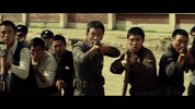 向着炮火 1080p remux (2010)